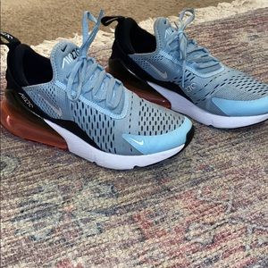 Nike air 270